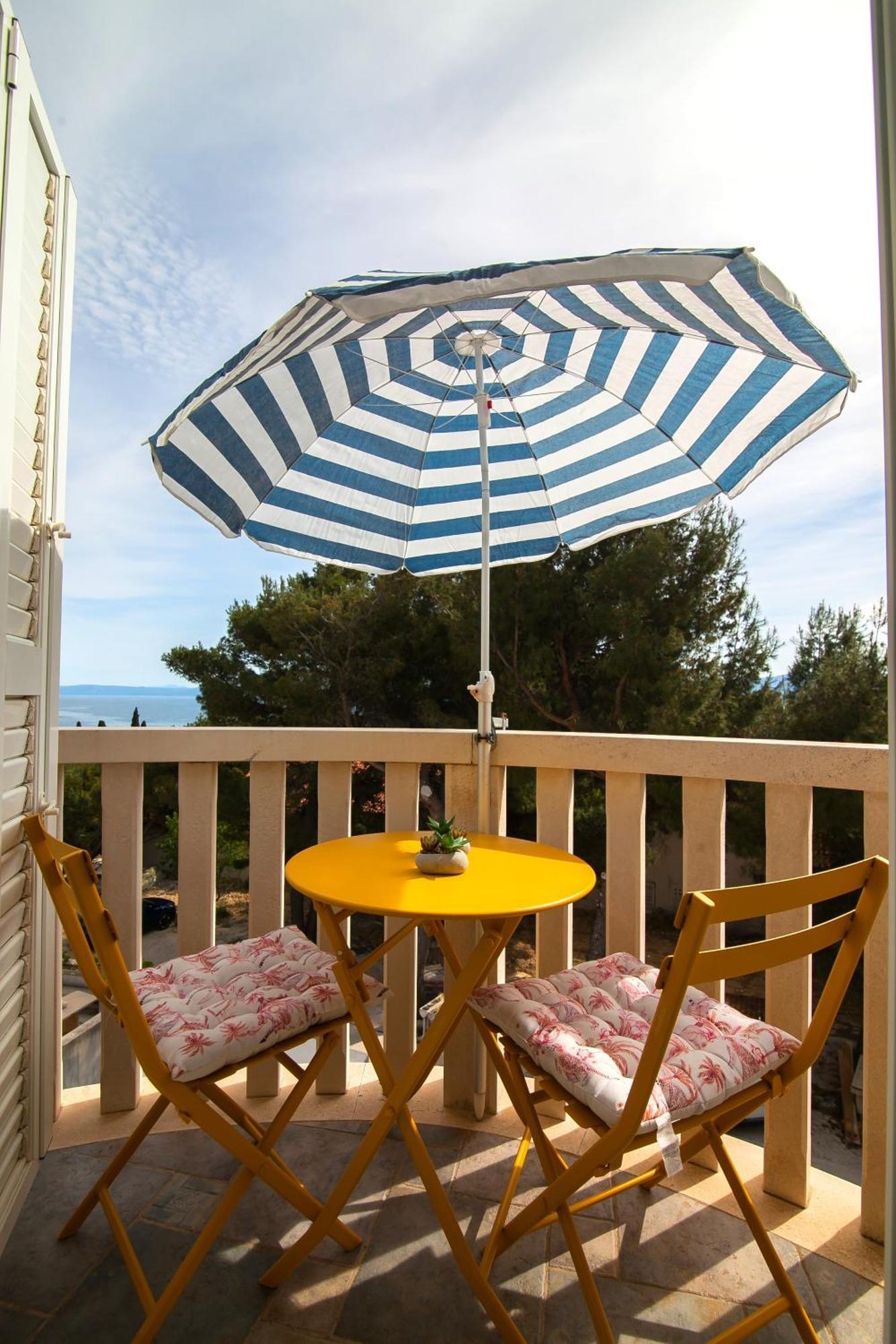 Helvetia Sunny Apartments Бол Экстерьер фото