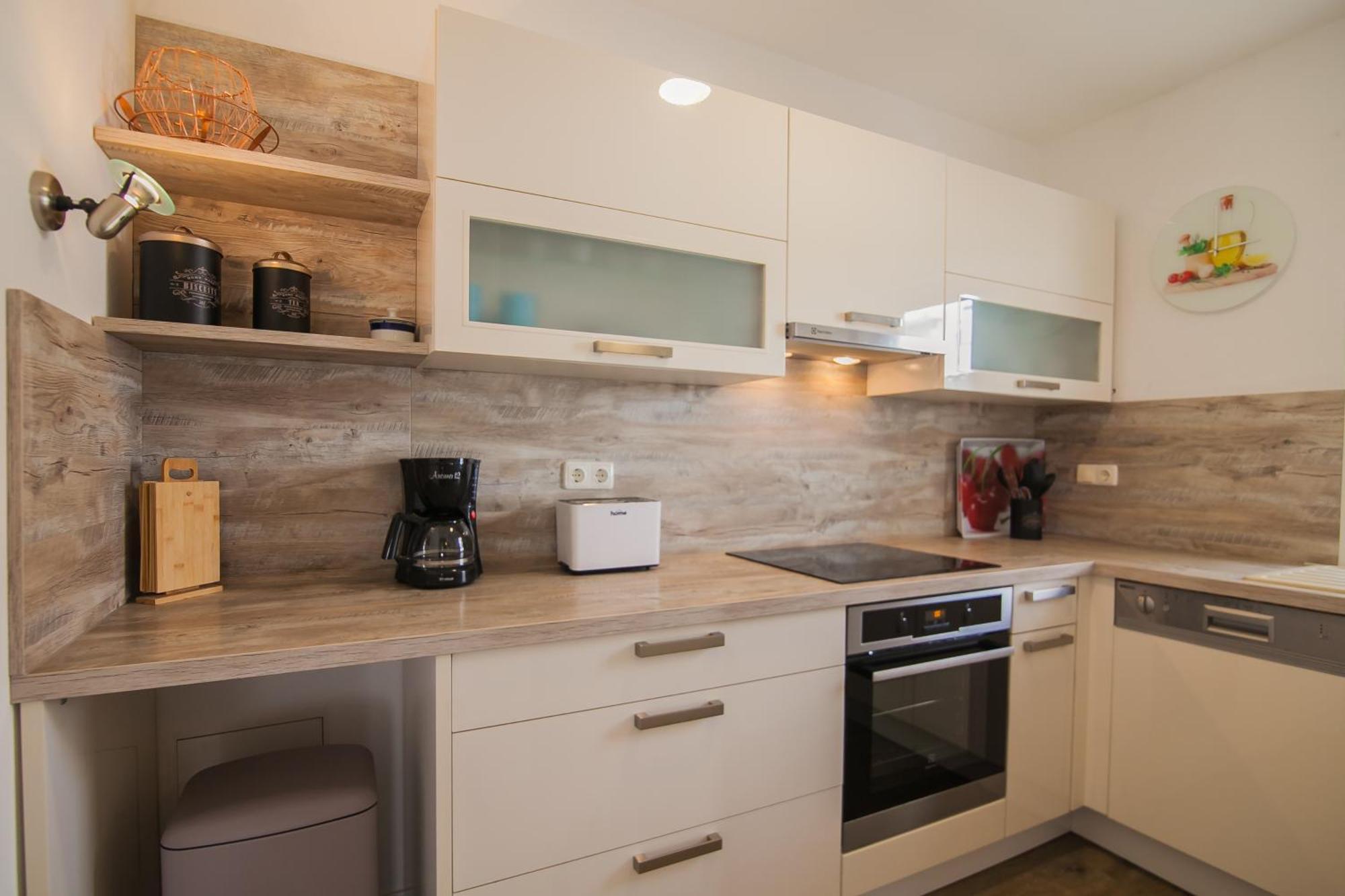 Helvetia Sunny Apartments Бол Экстерьер фото