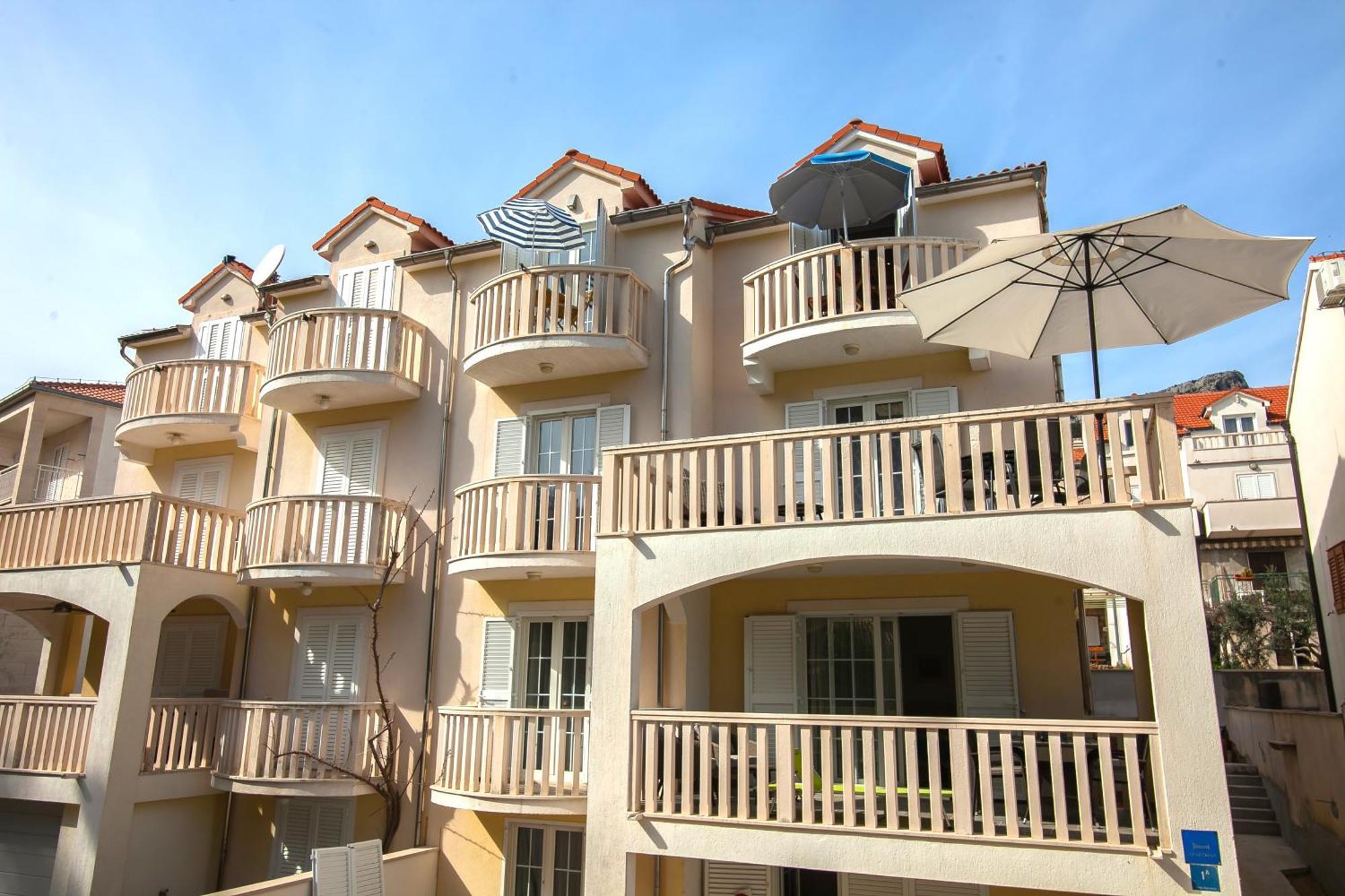 Helvetia Sunny Apartments Бол Экстерьер фото